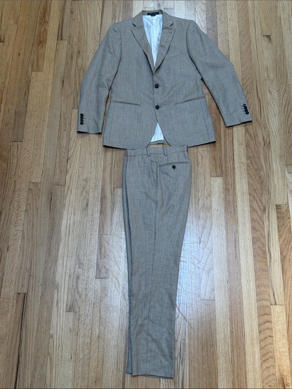 Indochinco Men's Two-Piece Suit in Light Tan